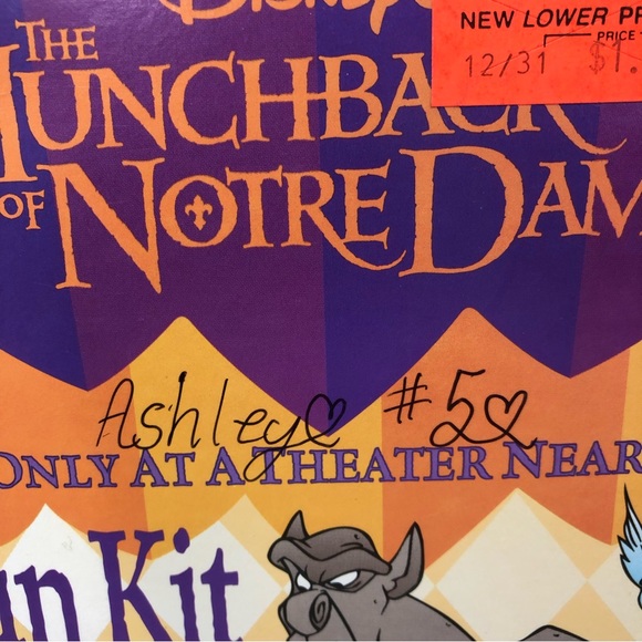 The Hunchback of Notre Dame Disney Festival Fun Kit 1996 Toy Playset - Picture 2 of 11